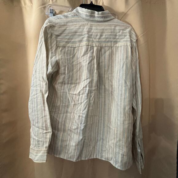 L.L. Bean Women’s 100% Linen Shirt Size Medium Long Sleeve Button Front Striped - Picture 2 of 3